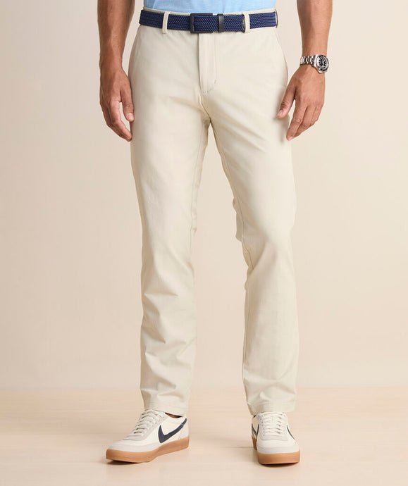 Vineyard Vines On-The-Go Pant in Stone