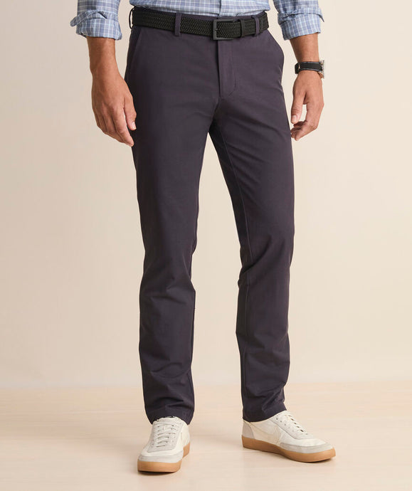 Vineyard Vines On-The-Go Pant in Dark Night