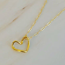 Load image into Gallery viewer, Heart and Chain Necklace