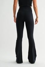 Load image into Gallery viewer, Venice Crossover Waist Yoga Pants