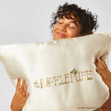 Load image into Gallery viewer, Harry Potter x Kitsch Hufflepuff King Satin Pillowcase