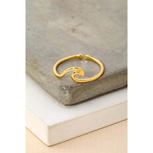 Load image into Gallery viewer, Wave Cutout Adjustable Ring Gold