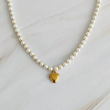 Load image into Gallery viewer, Pearl and Gold Bauble Heart Necklace