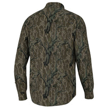 Load image into Gallery viewer, Local Boy Camo Button-Up in Tree Stand