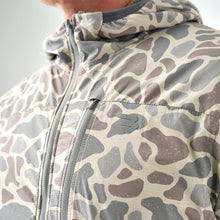 Load image into Gallery viewer, Burlebo Powder Ridge Jacket in Classic Deer Camo