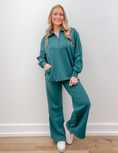 Load image into Gallery viewer, Southern Shirt Women&#39;s AstroKnit Performance Pants in Jasper