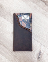 Load image into Gallery viewer, Fencerow Camo Roper Buck Wallet