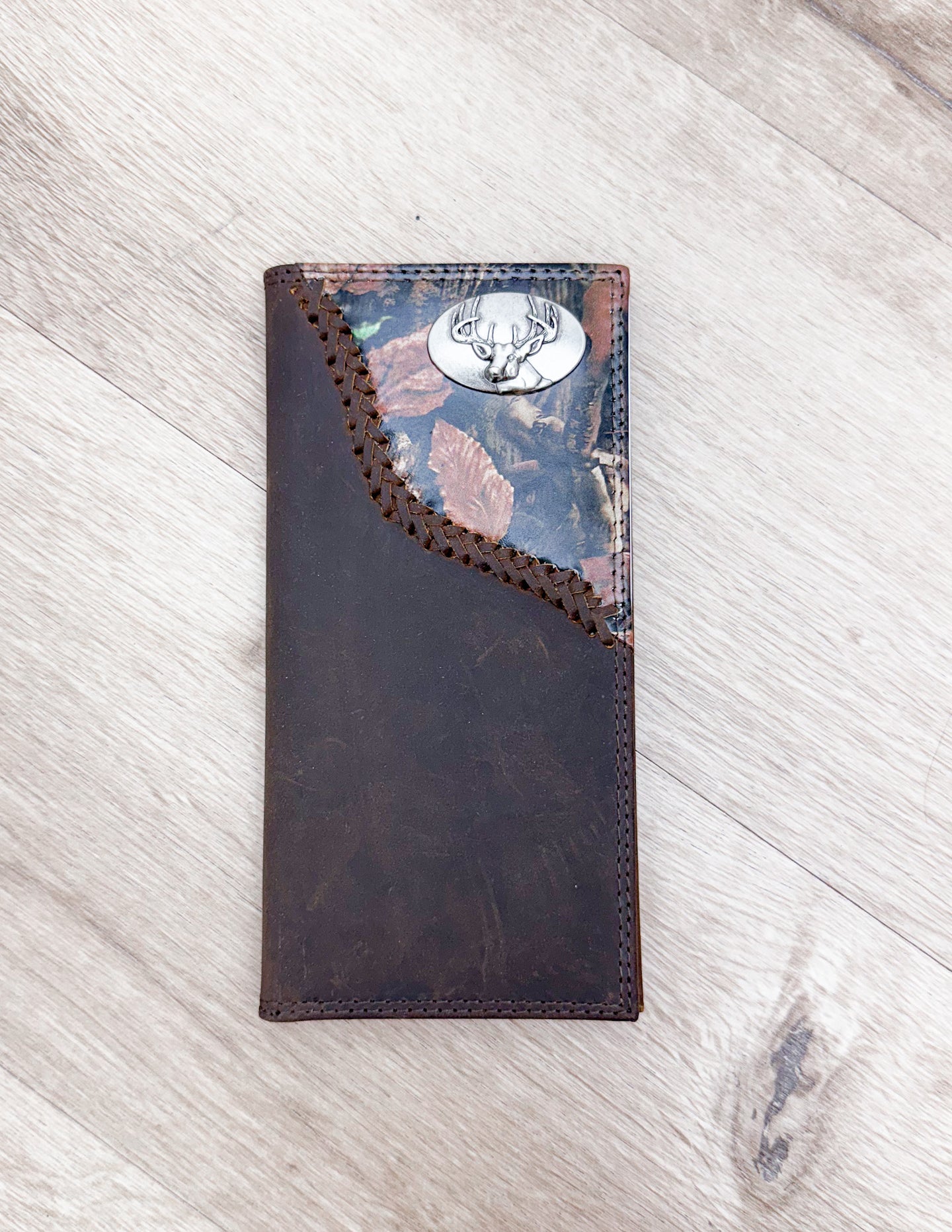Fencerow Camo Roper Buck Wallet