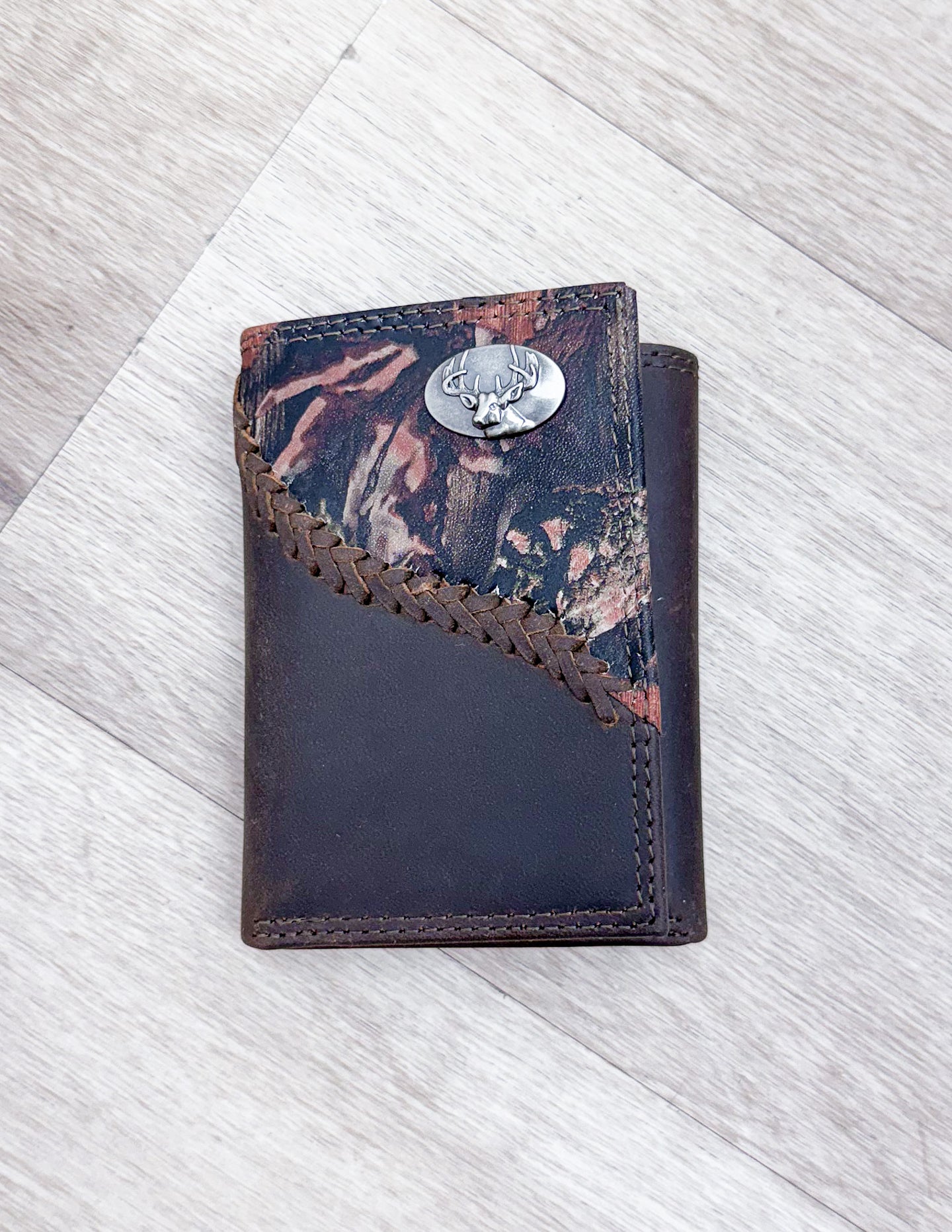 Fencerow Camo Trifold Buck Wallet