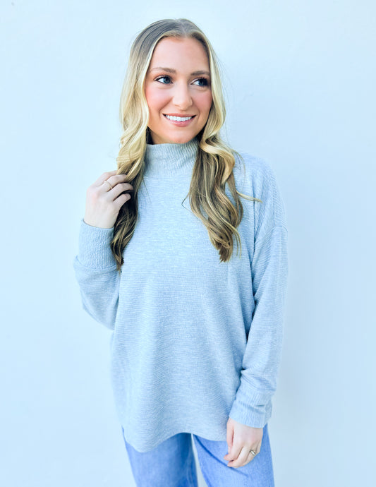 Indifferent Pullover Tunic in Heather Grey