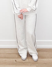Load image into Gallery viewer, It's Love Modal Scuba Stripe Piping Pants in Lt.H Grey/Black