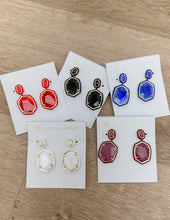 Load image into Gallery viewer, Kendra Scott Daphne Enamel Frame Drop Earrings in Gold Black Agate