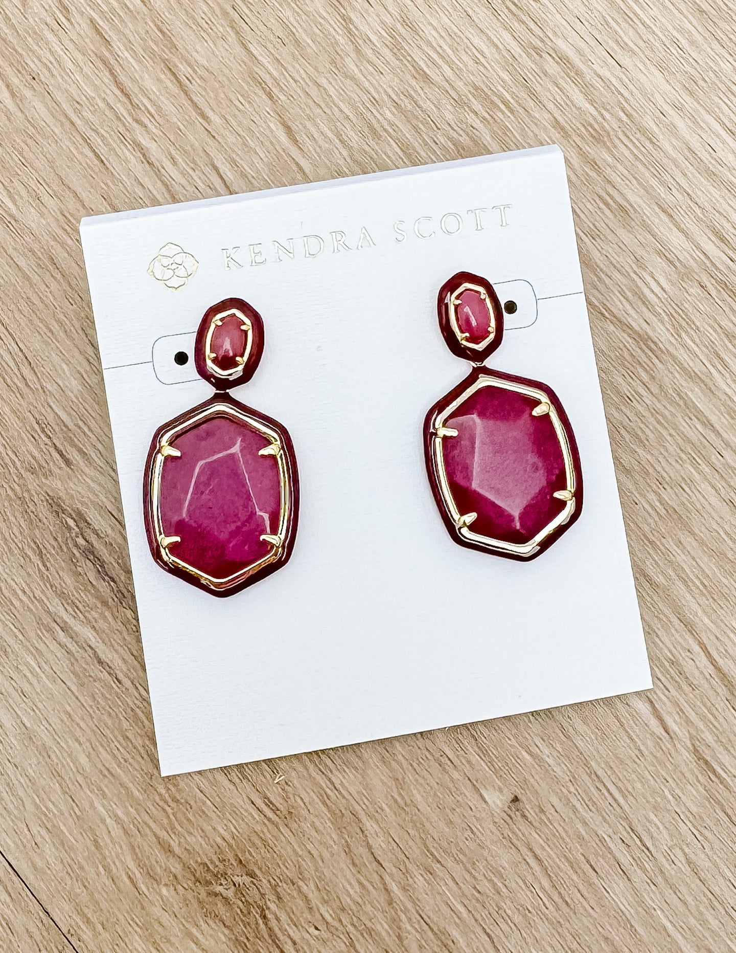 Kendra Scott Daphne Enamel Frame Drop Earrings in Gold Maroon Magnesite