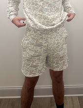 Load image into Gallery viewer, Burlebo Vintage Washed Shorts in Classic Deer Camo