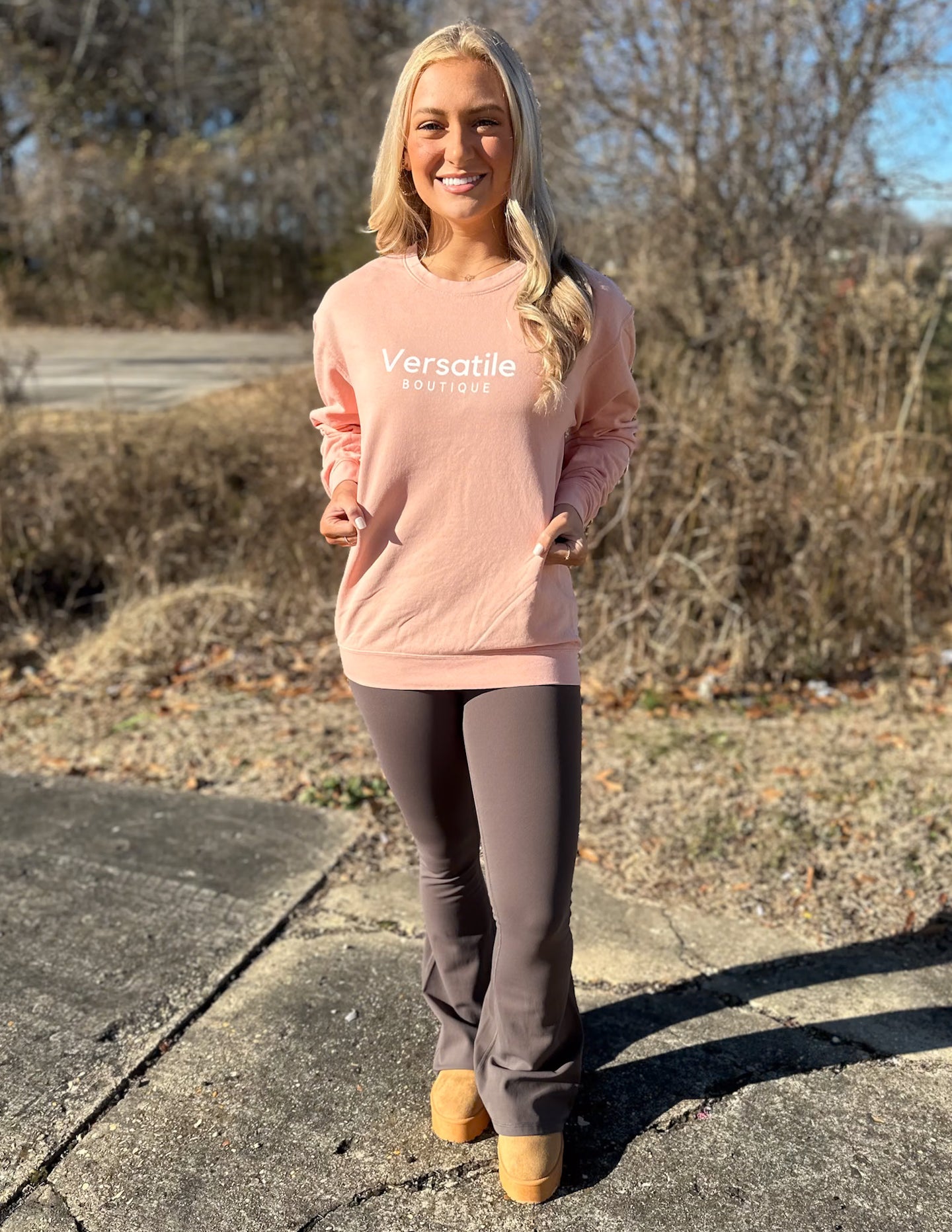 VB Comfort Color Logo Sweatshirt Peachy