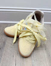 Load image into Gallery viewer, Yellow Suede Shoes With Ribbon Double Laces &amp; Gum Soles