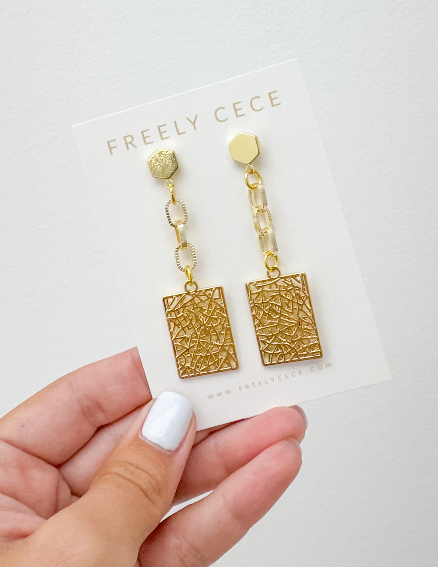 Everyday Rectangle Chain Earrings
