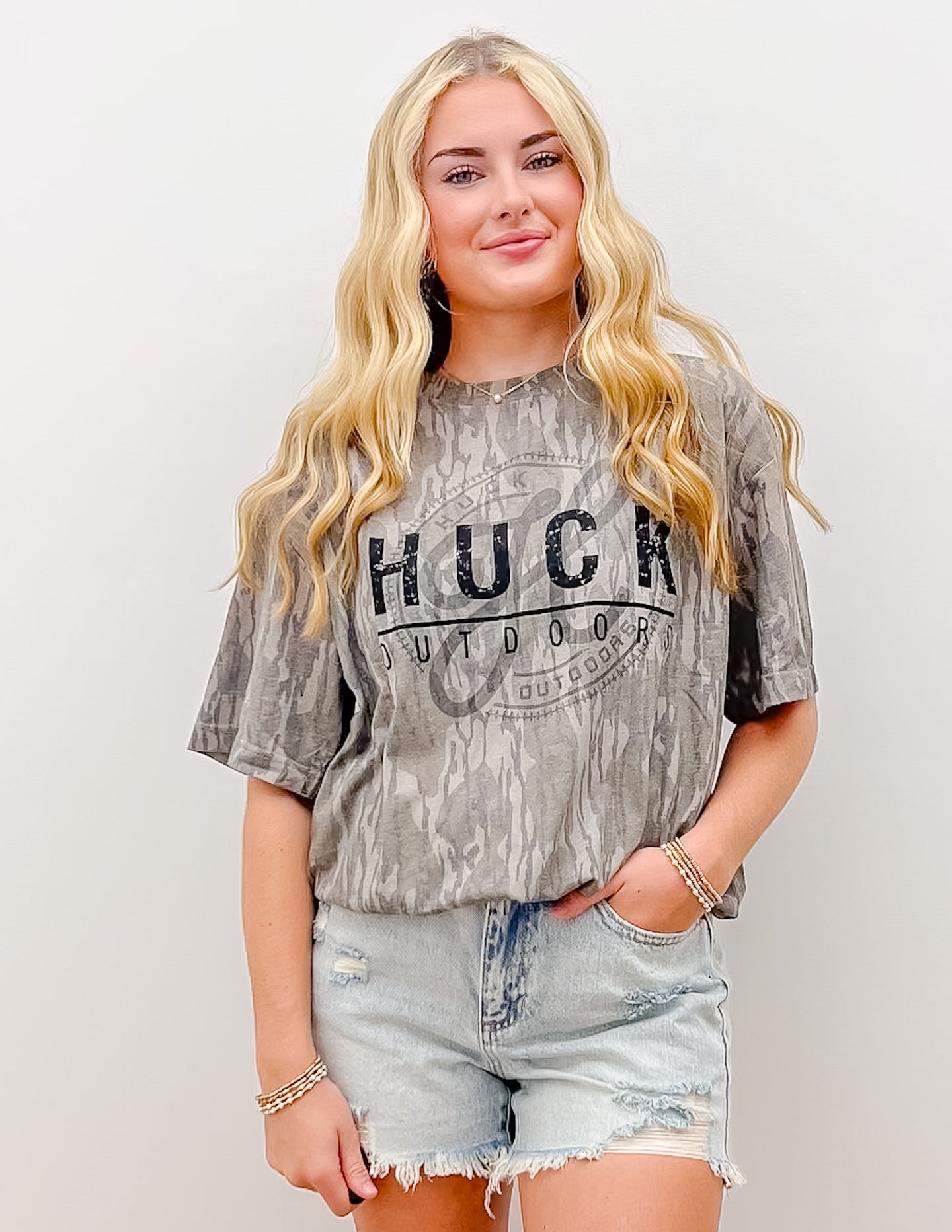Huck Ghost Logo SS Tee in Bottomland