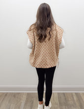 Load image into Gallery viewer, Close To You Polka Dot Sherpa Vest