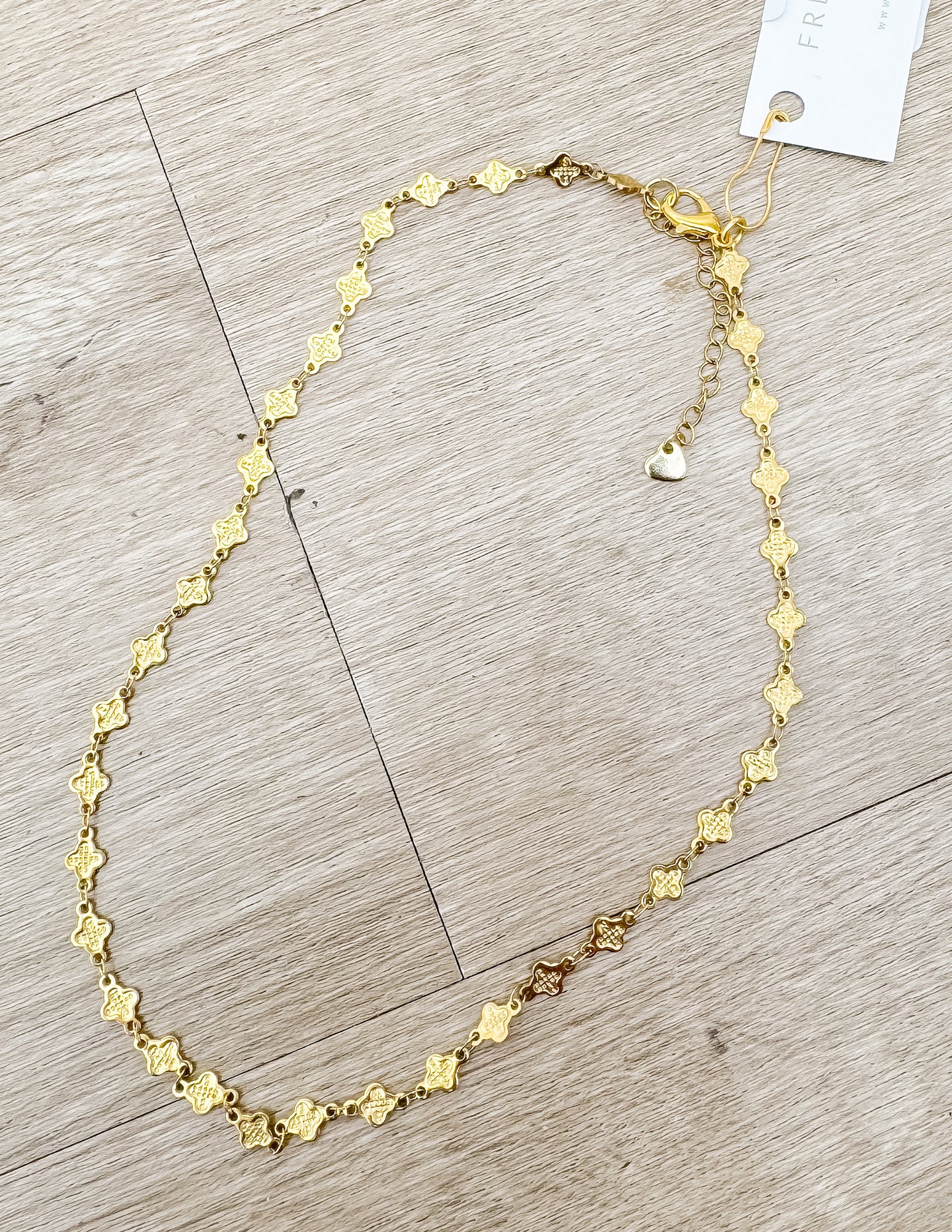 Closed Clover Layering Gold Chain