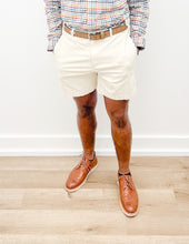 Load image into Gallery viewer, Southern Marsh Men&#39;s Regatta Stretch Short Audubon Tan