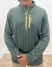 Load image into Gallery viewer, Properly Tied Fairhope Pullover in Forest