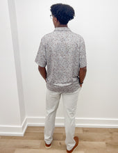 Load image into Gallery viewer, Southern Shirt Men&#39;s Hunters Hideaway Printed Polo in Ridgeline