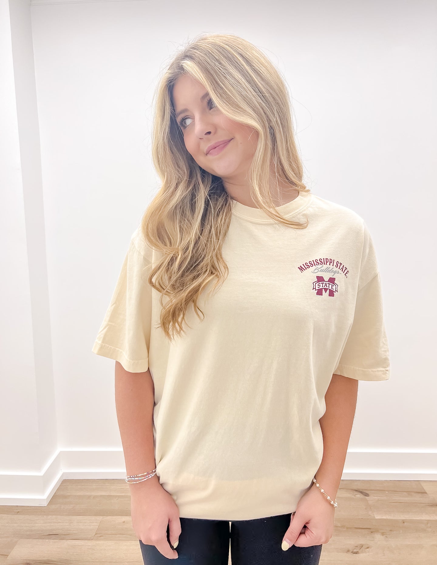 Mississippi State Best Friends SS Tee in Ivory
