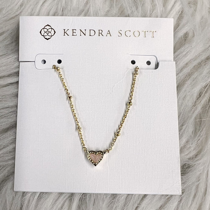 Kendra Scott Mini Ari Heart Necklace in Gold Rose Quartz