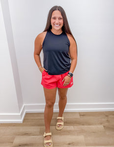 The North Face Women's Pathfinder Pull-On 3" Shorts in Hibiscus