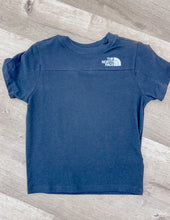 Load image into Gallery viewer, The North Face Women&#39;s Logo Cropped Tee