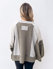 Load image into Gallery viewer, Steady Heart Long Sleeve Knit Top in Grey Multi