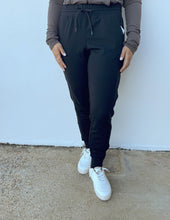 Load image into Gallery viewer, Dream On Fleece Inside Drawstring Jogger in Black