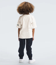 Load image into Gallery viewer, North Face Boys&#39; Graphic SS Tee White Dune