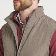 Load image into Gallery viewer, Southern Marsh Bryson Ripstop Stone Brown Quilted Vest