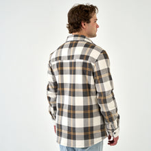 Load image into Gallery viewer, Burlebo Men&#39;s Shacket in Coyote Plaid