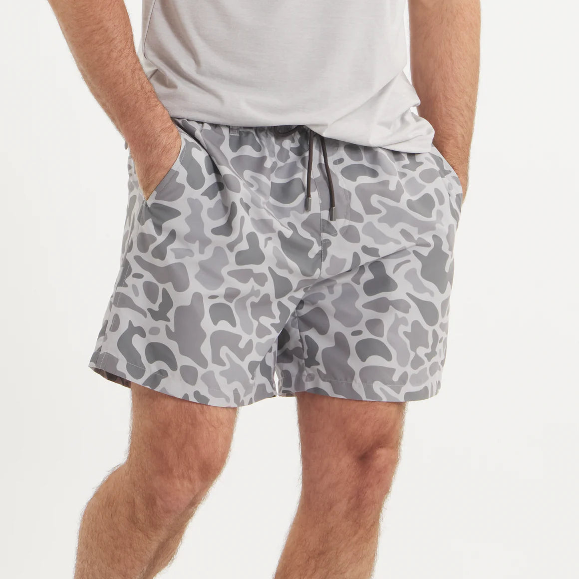 Southern Marsh Men's La Costa Lined Swim Trunks Light Gray Camo