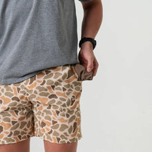 Load image into Gallery viewer, Burlebo 7&quot; Everyday Shorts in Venado Camo
