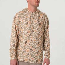 Load image into Gallery viewer, Burlebo Men&#39;s Performance Hoodie in Venado Camo