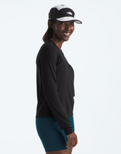 Load image into Gallery viewer, The North Face Women&#39;s Dune Sky LS in TNF Black