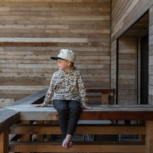 Load image into Gallery viewer, Burlebo Youth Fleece Joggers in Heather Black