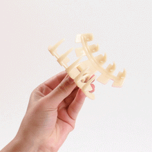 Load image into Gallery viewer, Teleties Classic Medium Hair Clip in Almond Beige