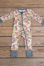 Load image into Gallery viewer, Burlebo Driftwood Camo Baby Zip Up