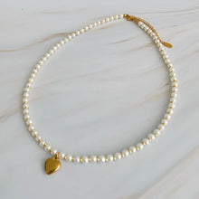 Load image into Gallery viewer, Pearl and Gold Bauble Heart Necklace