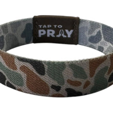 Load image into Gallery viewer, Versible River Rock Camo Classic &amp; Sage Tap to Pray Wristband