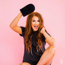 Load image into Gallery viewer, Sugar Glow Tan Glow Mitt