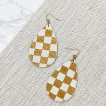 Load image into Gallery viewer, Beige Checkered Oval Dangle Earrings