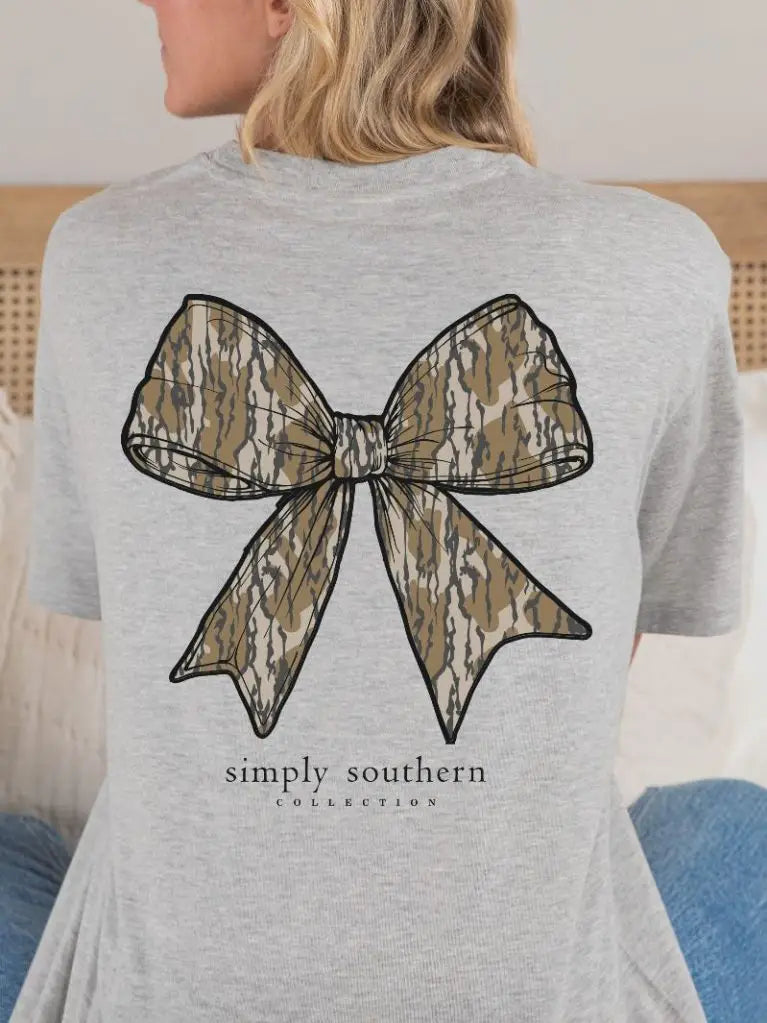 Simply Southern Camo Bow SS Tee in Ash Grey