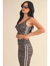 Load image into Gallery viewer, I Don&#39;t Know How This Ends Crop Tank