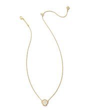 Load image into Gallery viewer, Kendra Scott Brynne Gold Shell Necklace in Gold/Ivory MOP